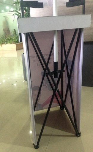 Portable Promo Table With Umbrella | Promo Table With Umbrella in Delhi - India