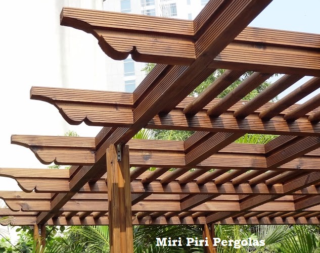 Best and Prominent Wood Pergolas Manufacturer and Suppliers in New Delhi, India